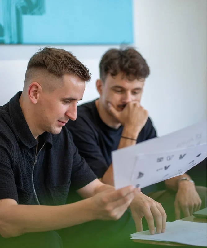 Powstaliśmy, by wspierać tych, którzy nie mają czasu, zasobów lub pomysłu, jak zapanować nad własną komunikacją i wizerunkiem